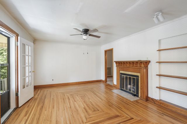 498 Highway 100, Centerville, TN 37033