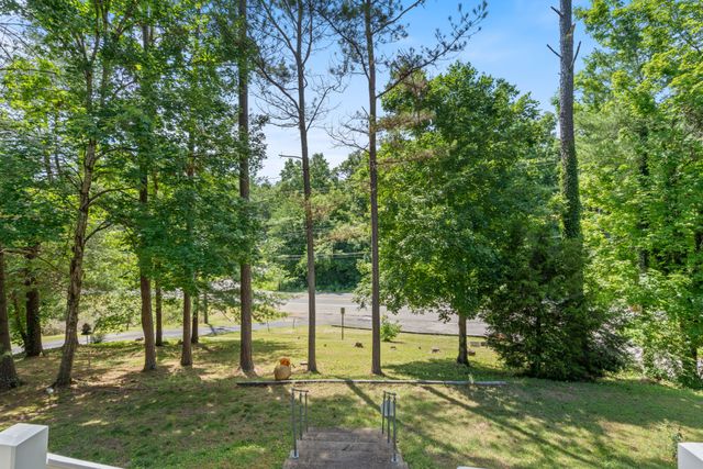 498 Highway 100, Centerville, TN 37033