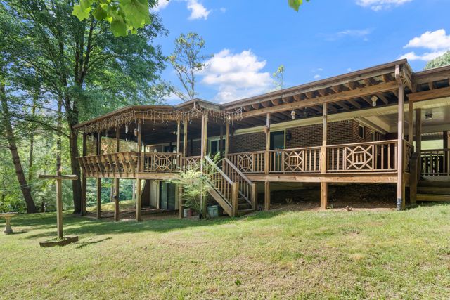 498 Highway 100, Centerville, TN 37033