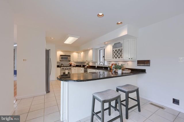 116 CLUBHOUSE DR, Bernville, PA 19506