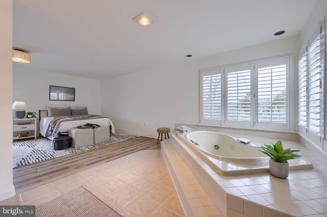 116 CLUBHOUSE DR, Bernville, PA 19506