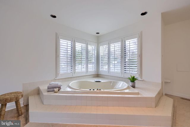 116 CLUBHOUSE DR, Bernville, PA 19506