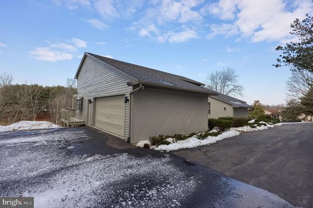 116 CLUBHOUSE DR, Bernville, PA 19506