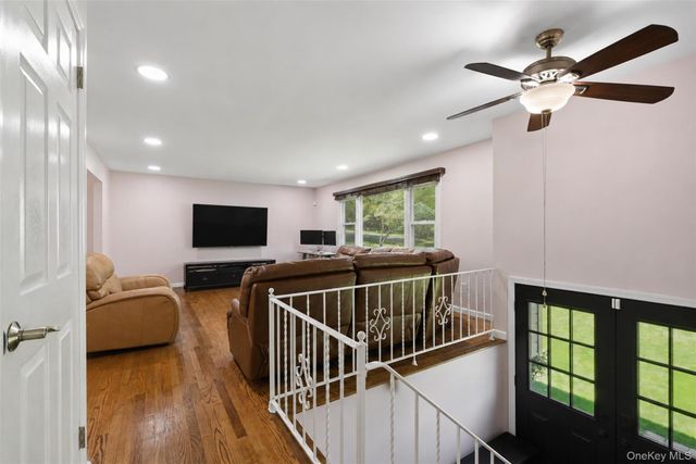 21 Denver Drive, New City, NY 10956