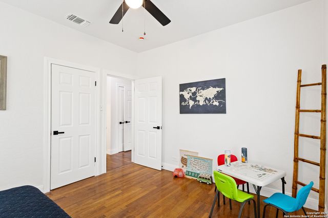 200 Frost, San Antonio, TX 78201