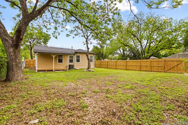 200 Frost, San Antonio, TX 78201