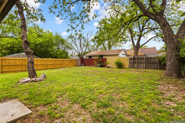 200 Frost, San Antonio, TX 78201