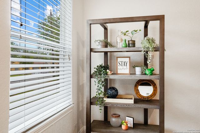200 Frost, San Antonio, TX 78201