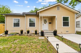 200 Frost, San Antonio, TX 78201