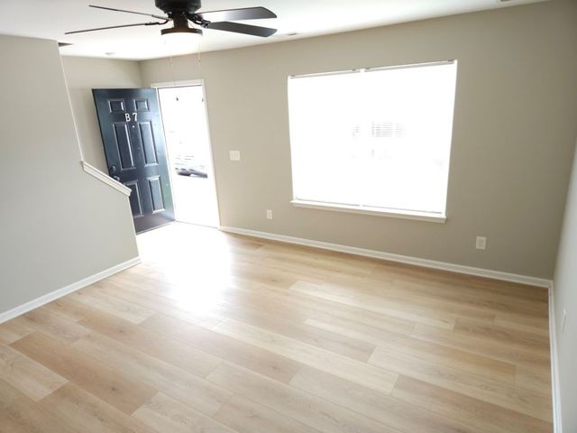 705 Crestland Ave Apt B7, Murfreesboro, TN 37130