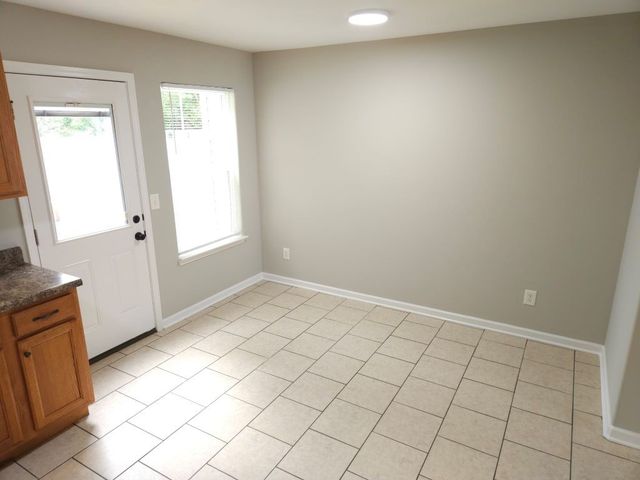 705 Crestland Ave Apt B7, Murfreesboro, TN 37130