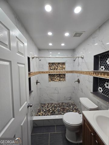 1211 Lake Drive, Jonesboro, GA 30236