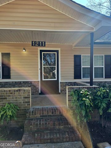 1211 Lake Drive, Jonesboro, GA 30236