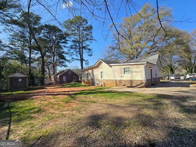 1211 Lake Drive, Jonesboro, GA 30236