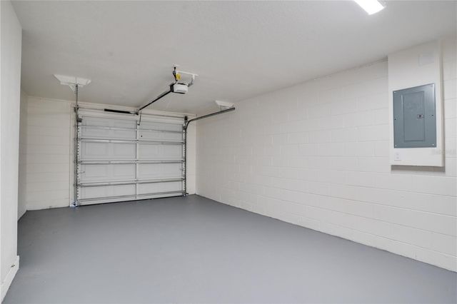 8974 91ST STREET, Seminole, FL 33777