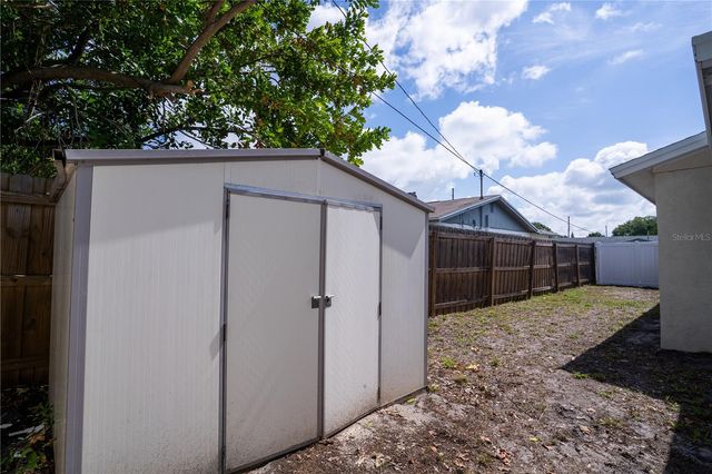 8974 91ST STREET, Seminole, FL 33777
