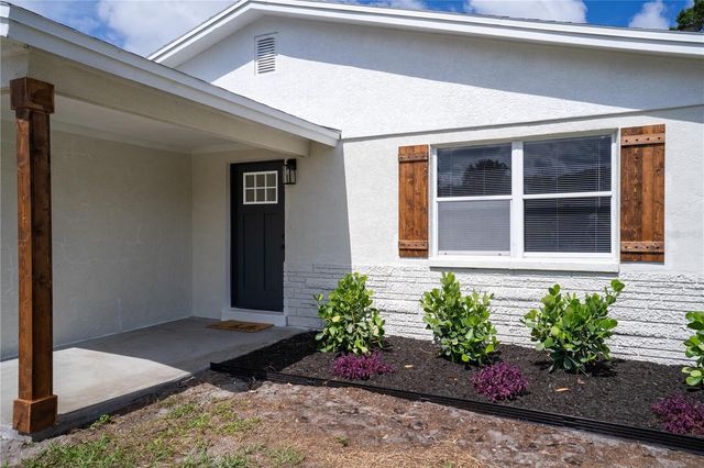 8974 91ST STREET, Seminole, FL 33777