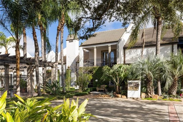 31 Villas Jardin Drive, Mcallen, TX 78503