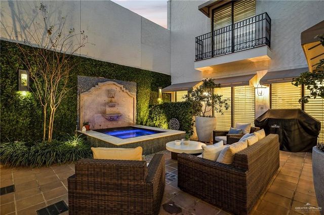 31 Villas Jardin Drive, Mcallen, TX 78503