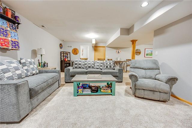 1816 Carmel Drive, Lawrence, KS 66047