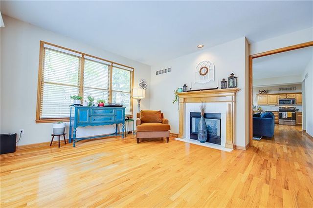 1816 Carmel Drive, Lawrence, KS 66047