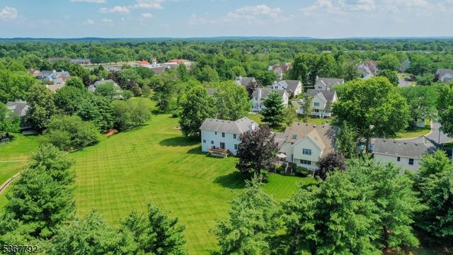 7 Drake Close, Hillsborough Twp., NJ 08844