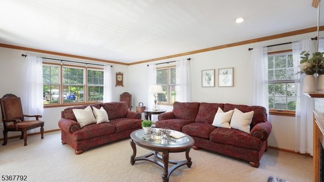 7 Drake Close, Hillsborough Twp., NJ 08844