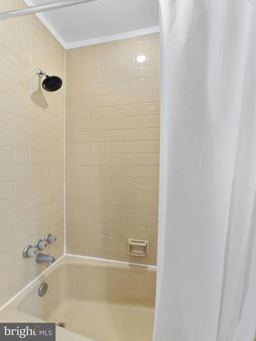 4928 STATE RD, Drexel Hill, PA 19026