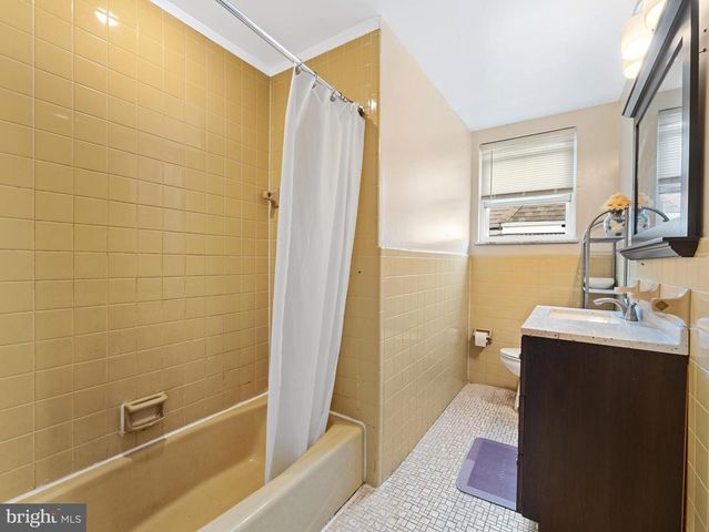 4928 STATE RD, Drexel Hill, PA 19026