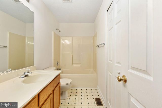 10114 BALLSTON RD, Fredericksburg, VA 22408