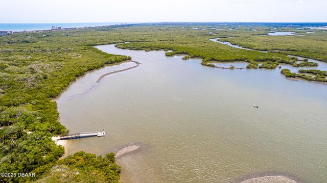 3800 Saxon Drive # 150, New Smyrna Beach, FL 32169