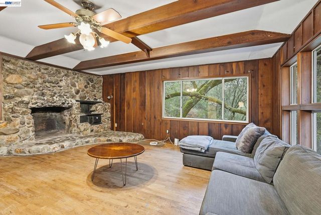 2929 Kilkare Rd, Sunol, CA 94586