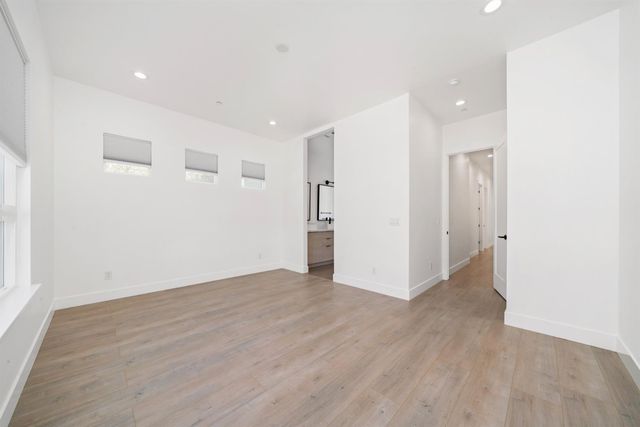 1429 W St, Sacramento, CA 95818