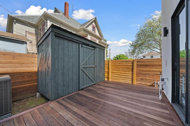 1429 W St, Sacramento, CA 95818