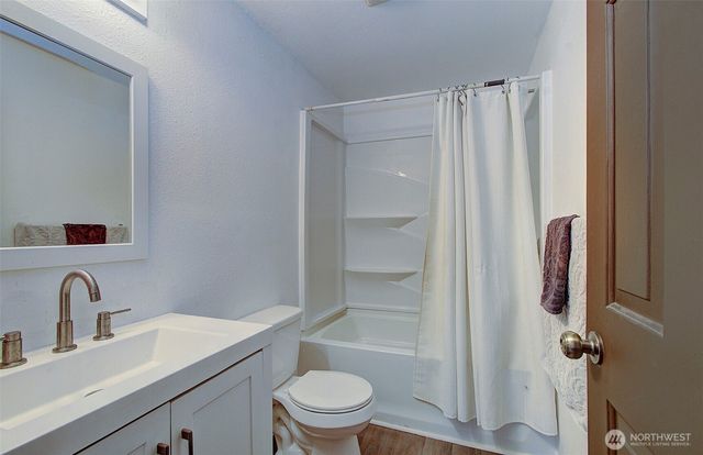13726 NE 32nd Circle, Vancouver, WA 98682