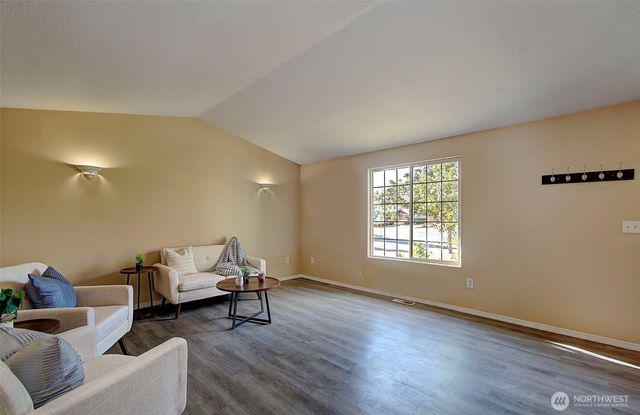 13726 NE 32nd Circle, Vancouver, WA 98682