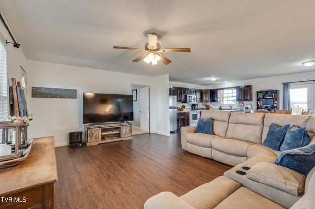 510 Ebenezer Loop, Chuckey, TN 37641