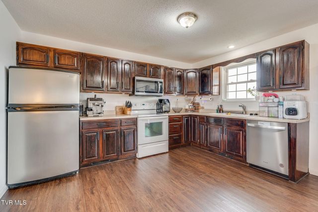 510 Ebenezer Loop, Chuckey, TN 37641