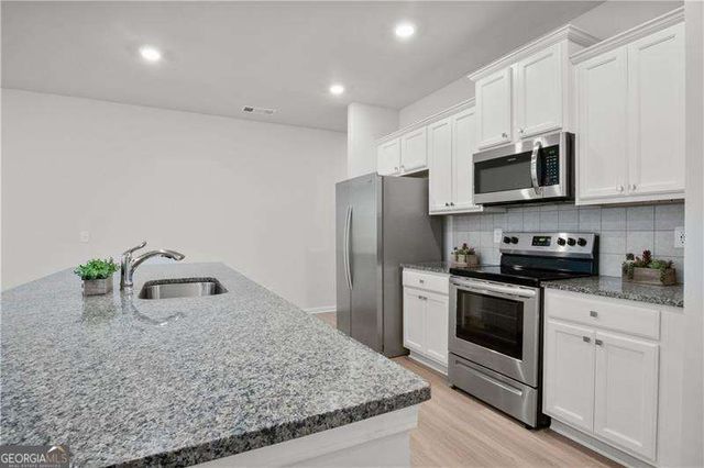 241 Turner Lane, Woodstock, GA 30188