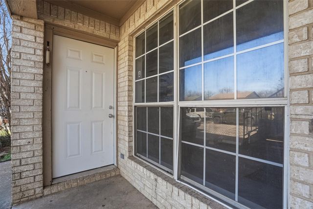 609 Race Street, Crowley, TX 76036