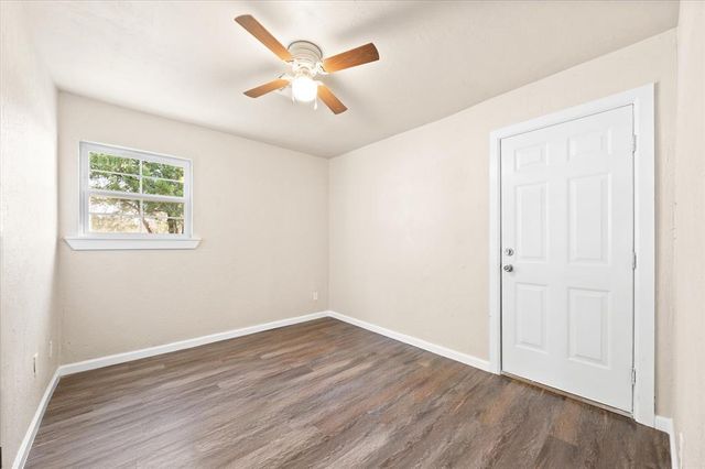 1223 E Vilas Avenue, Guthrie, OK 73044