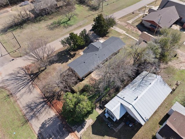 1223 E Vilas Avenue, Guthrie, OK 73044