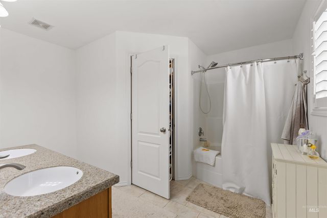 4532 E E Burgundy Ct., Nampa, ID 83686