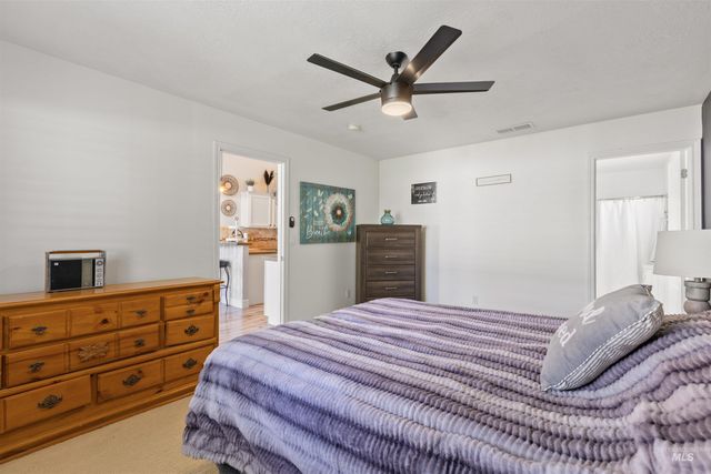 4532 E E Burgundy Ct., Nampa, ID 83686