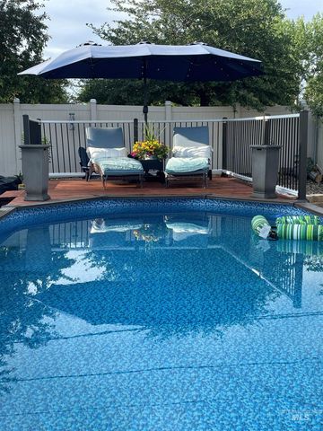 4532 E E Burgundy Ct., Nampa, ID 83686