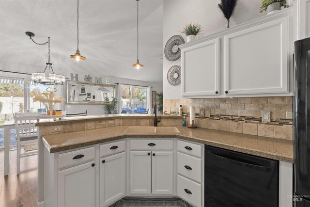 4532 E E Burgundy Ct., Nampa, ID 83686