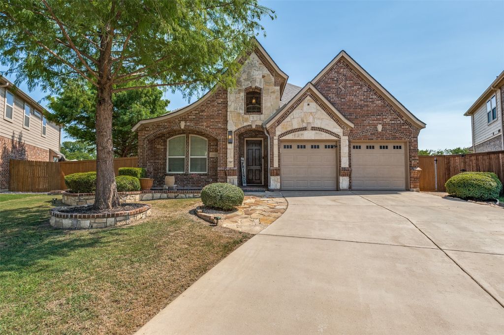 15600 Fire Creek Lane, Fort Worth, TX 76177