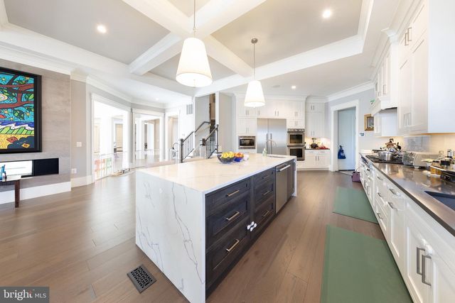 10601 BROOKEVILLE CT, Great Falls, VA 22066