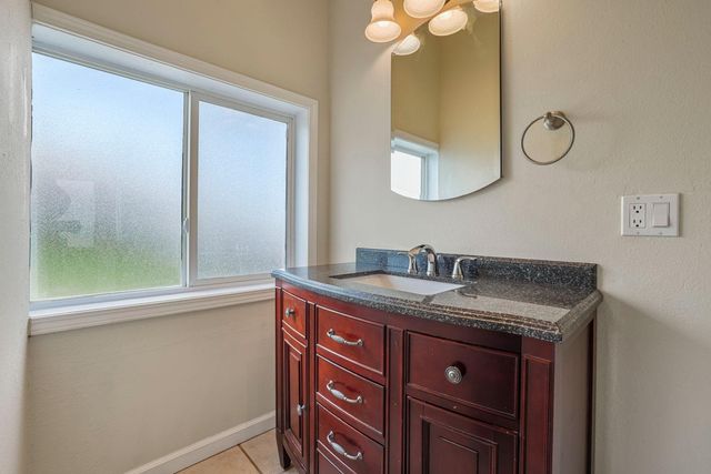 2060 Taurus Dr, Cool, CA 95614