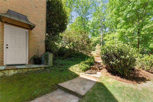 3560 Greystone Road, Gainesville, GA 30506